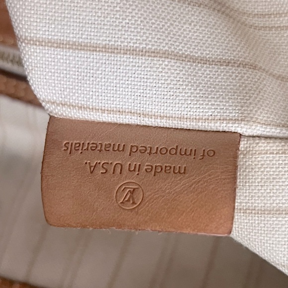 Louis Vuitton Delightful PM Azur - Picture 16 of 16